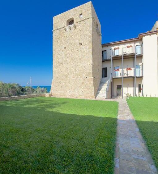 住宿加早餐  Torre Della Loggia   Dimora Storica   Ortona