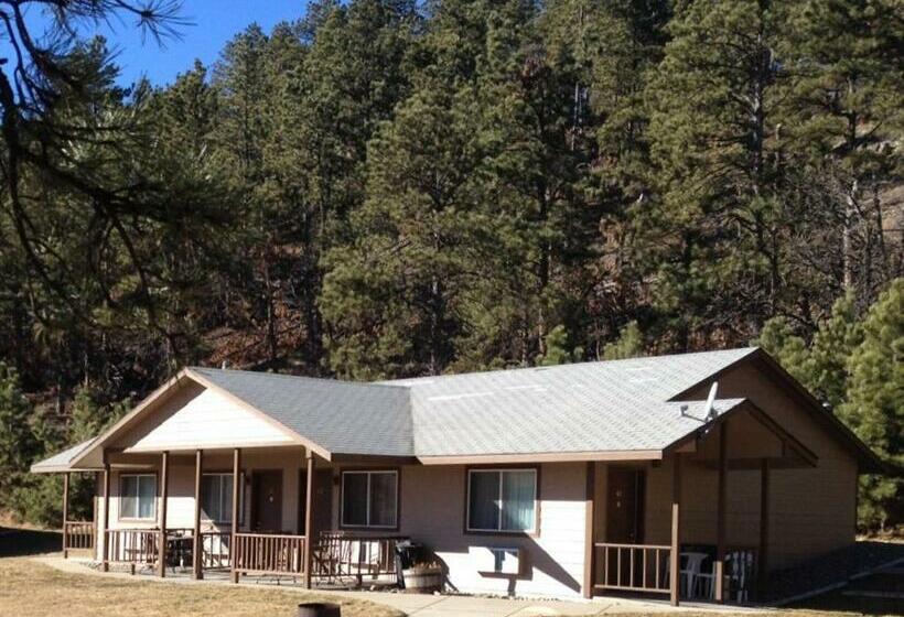 Elk Creek Resort