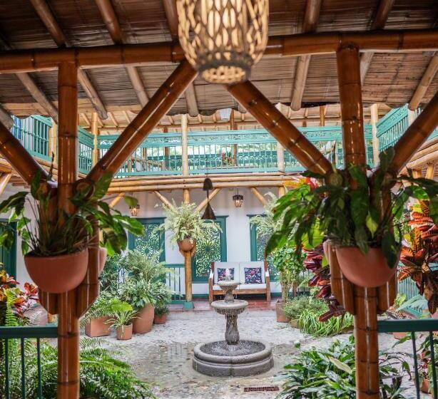 هتل Hacienda Bambusa