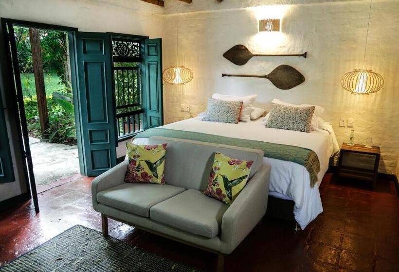 هتل Hacienda Bambusa