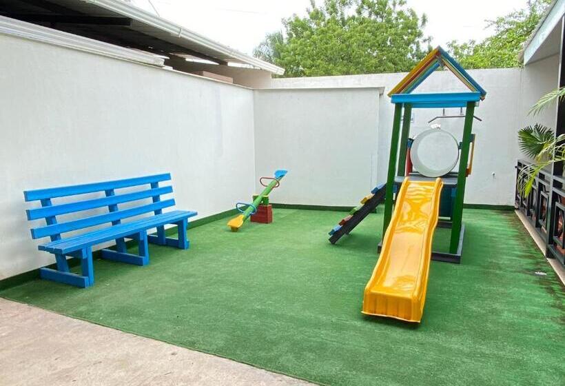 هتل Villa Paraiso