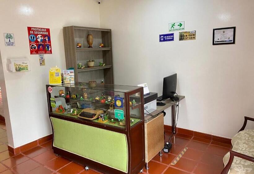 هتل Villa Paraiso