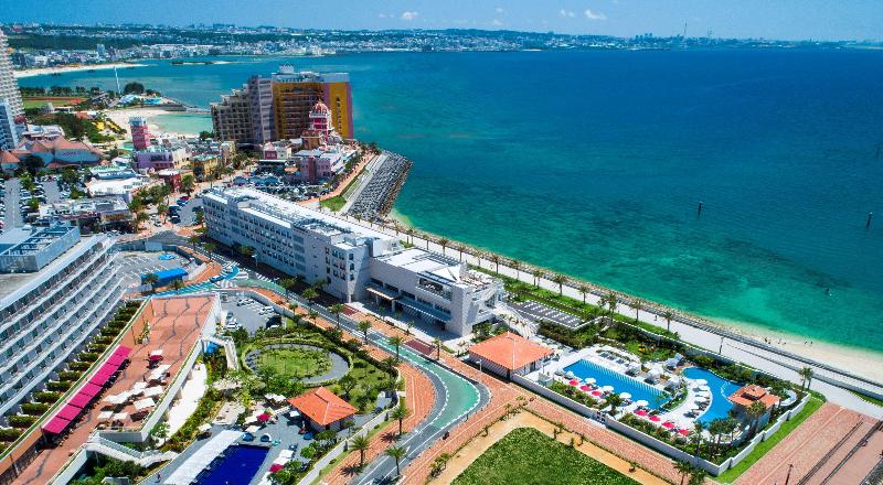 فندق Doubletree By Hilton Okinawa Chatan Resort