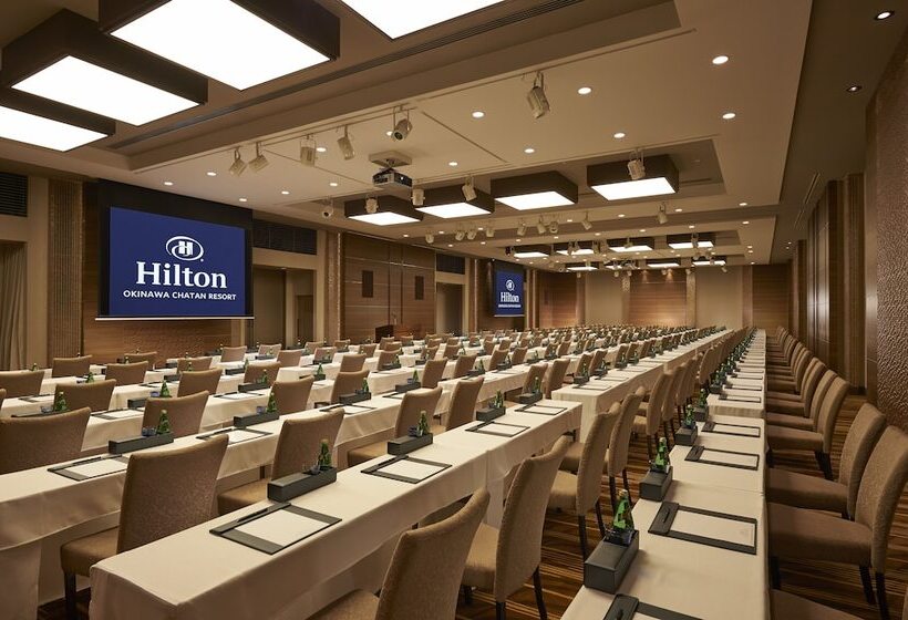 فندق Doubletree By Hilton Okinawa Chatan Resort
