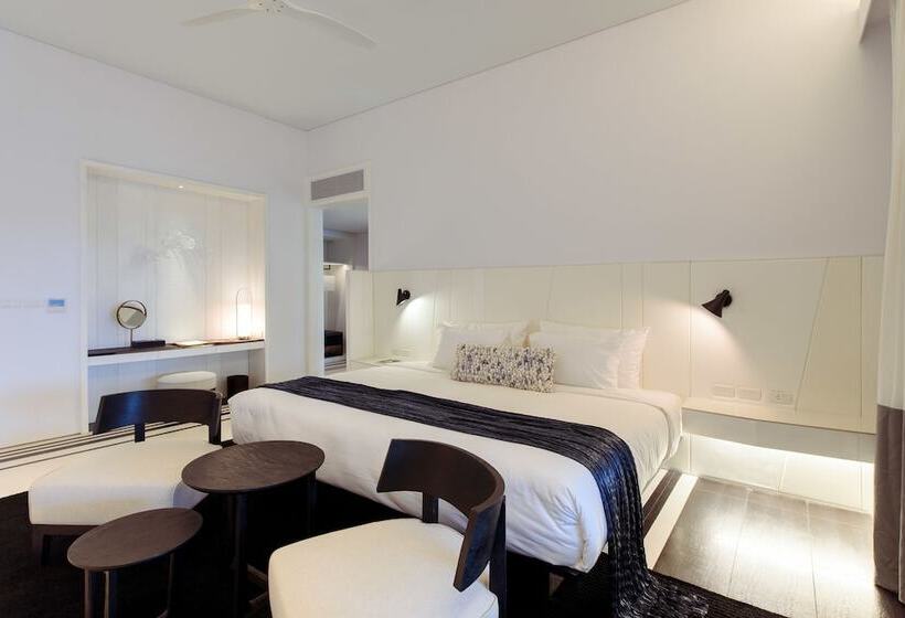 هتل Veranda Pool Suite