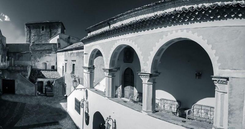 酒店 Castello Di Altomonte