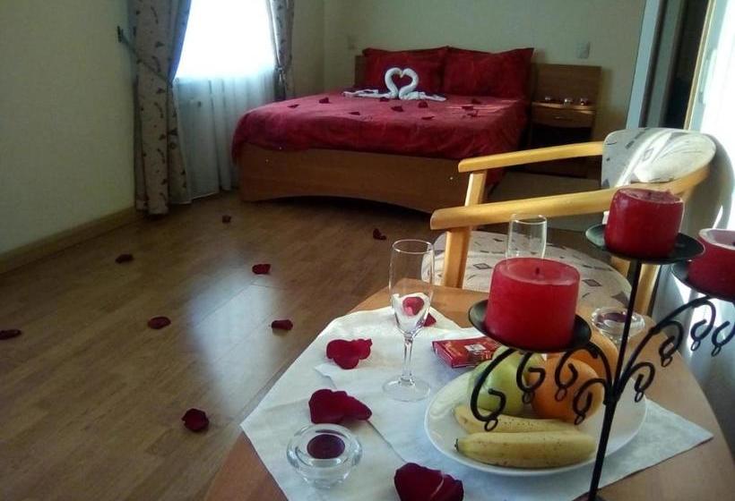 فندق Cava Di Pietra