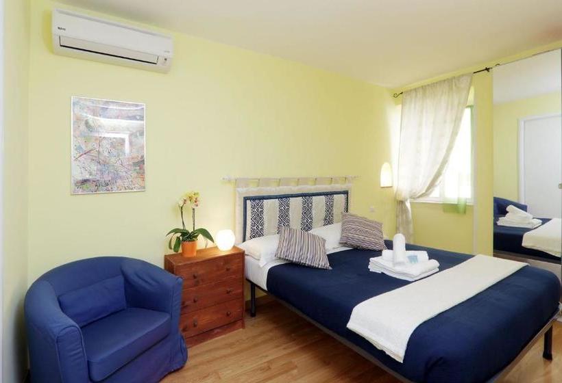 Fotos del hotel Coliseum Rooms:  2