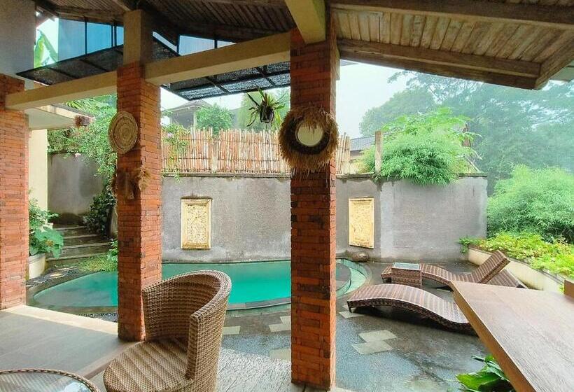 هتل The Iyang Ubud