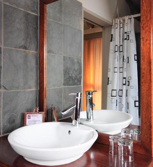 ホテル Thatchwood Country Lodge