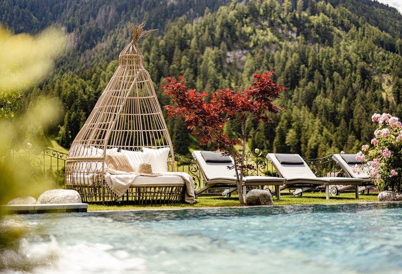 هتل Alpin Garden Luxury Maison & Spa - Adults Only