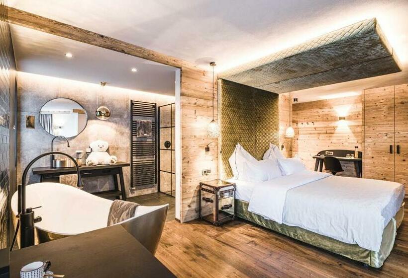 هتل Alpin Garden Luxury Maison & Spa - Adults Only