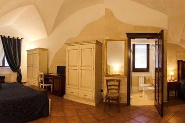 هتل Antica Masseria Jorche