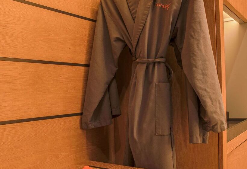 هتل Canopy By Hilton Dallas Uptown