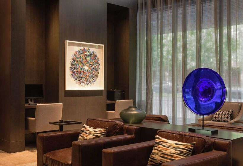 هتل Canopy By Hilton Dallas Uptown