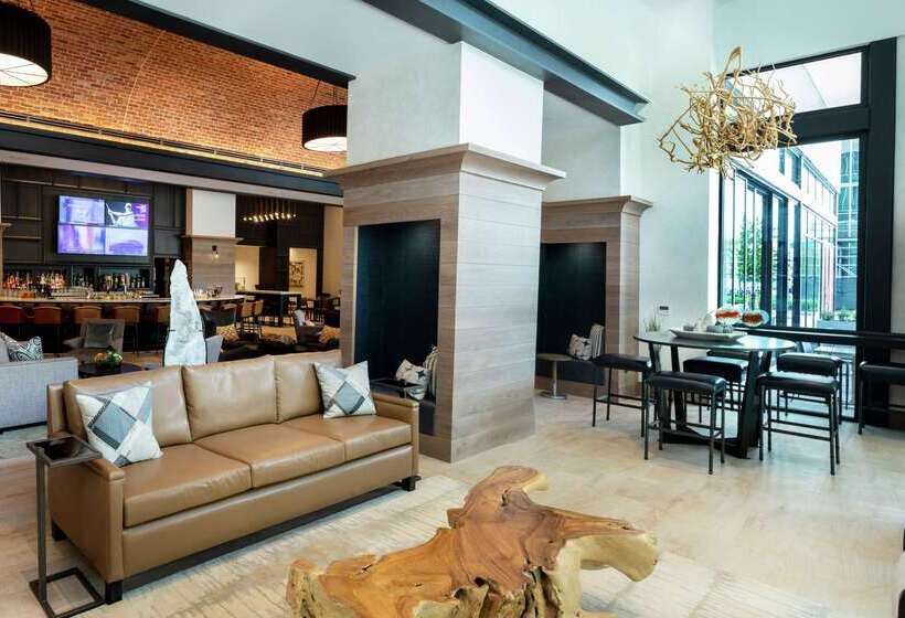 هتل Canopy By Hilton Dallas Uptown