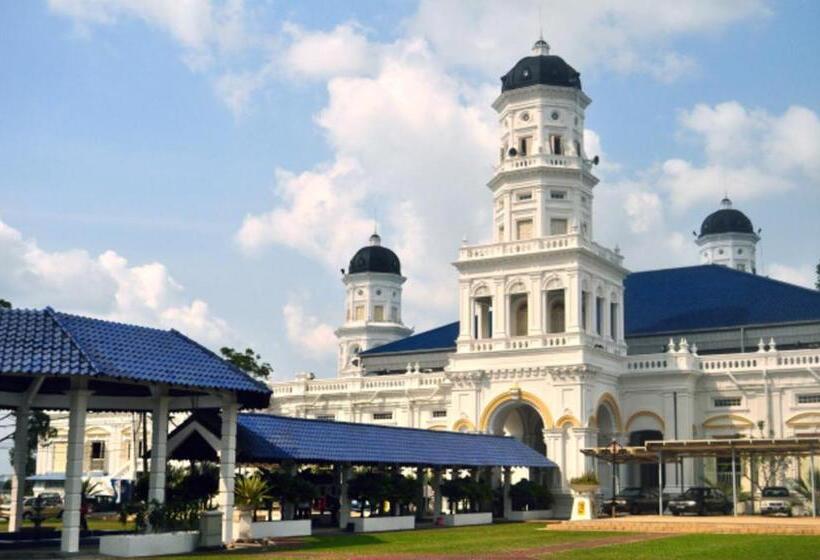 هتل Forest City Marina