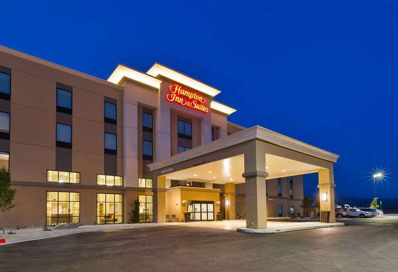 בית מלון כפרי Hampton Inn & Suites Wells