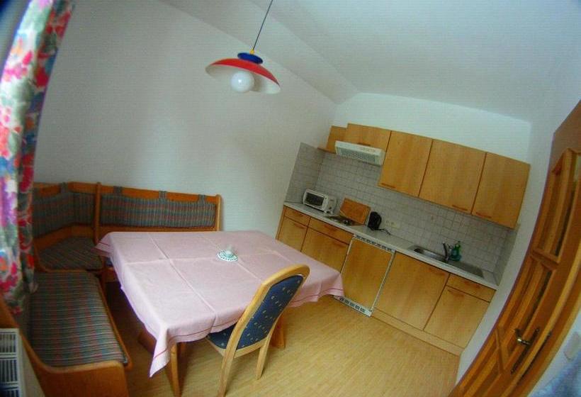 בית מלון כפרי Landhaus Rainer