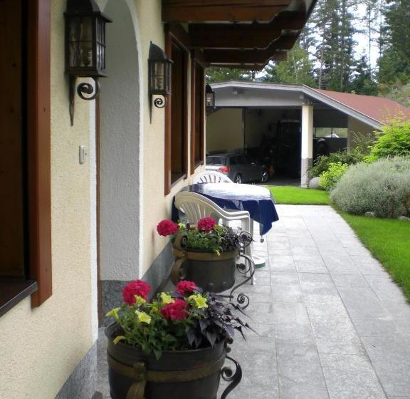 Отель Lärchenwald Appartements