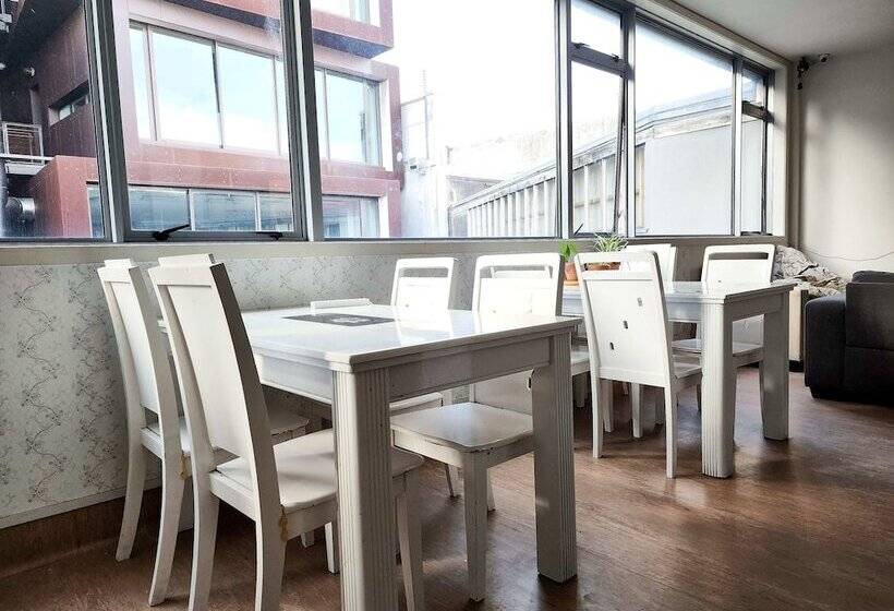 هتل Newton Lodge Auckland