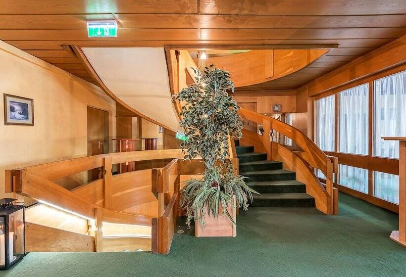 هتل Rössl By Skinetworks