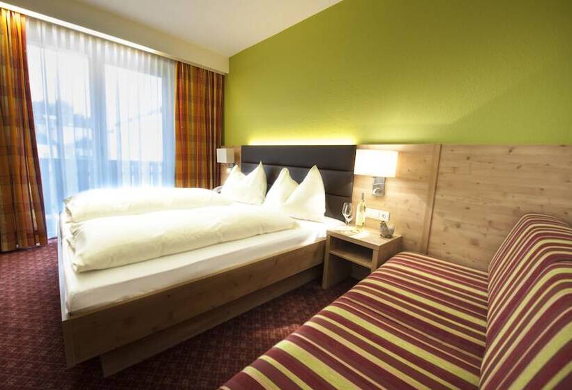 هتل Rössl By Skinetworks