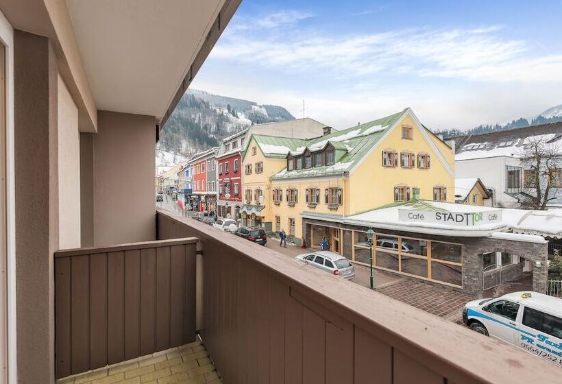 هتل Rössl By Skinetworks