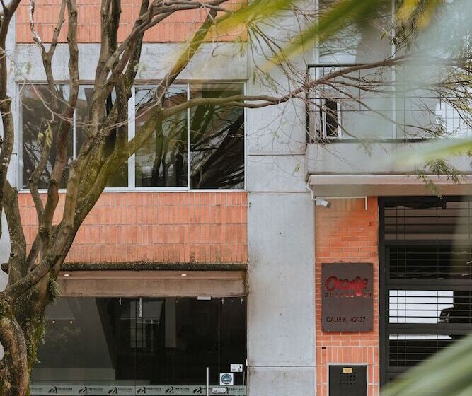 هتل Travelers Orange Suites