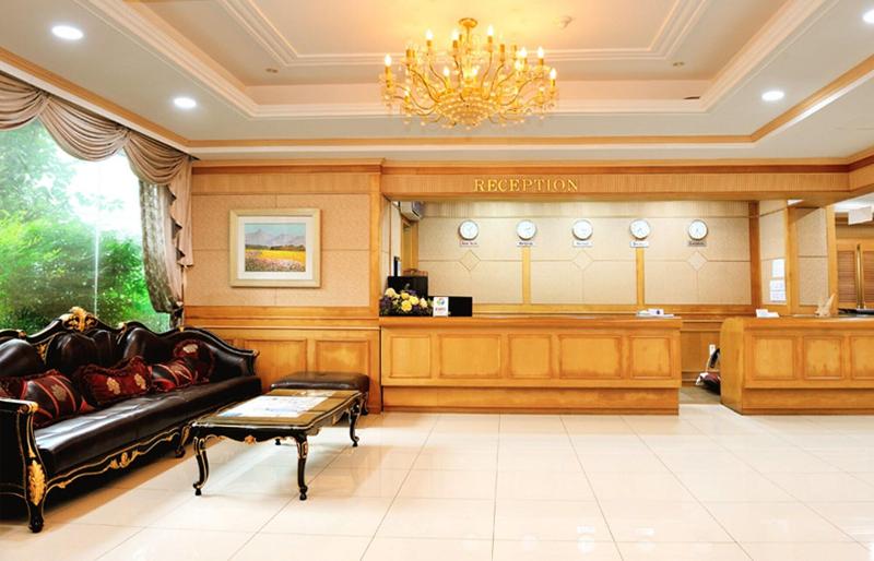 בית מלון כפרי Chambord Tourist