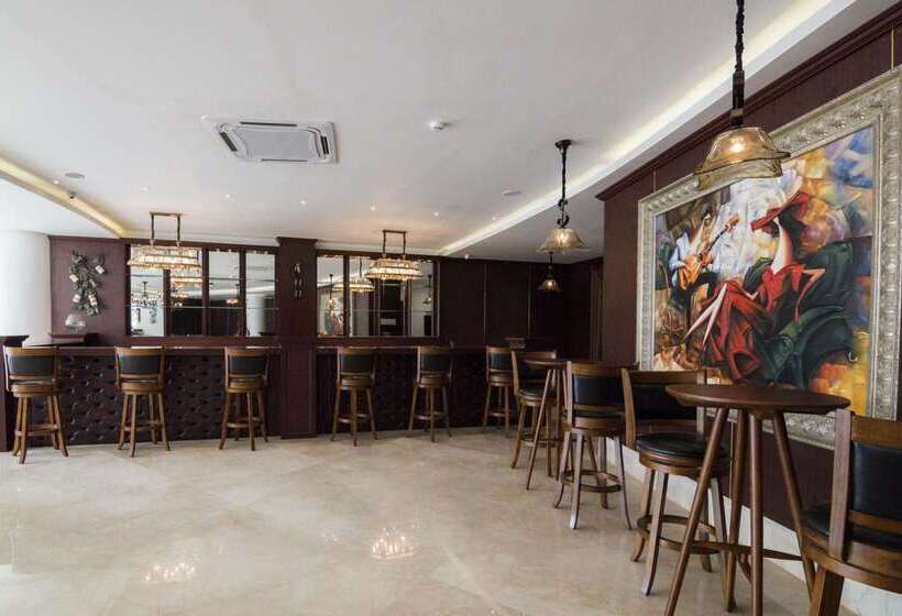 هتل Park Regis Goa