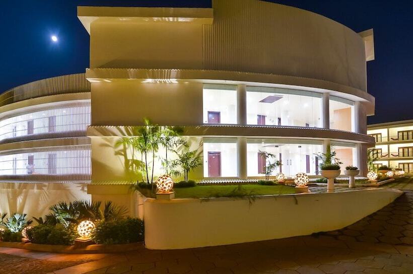 هتل Park Regis Goa