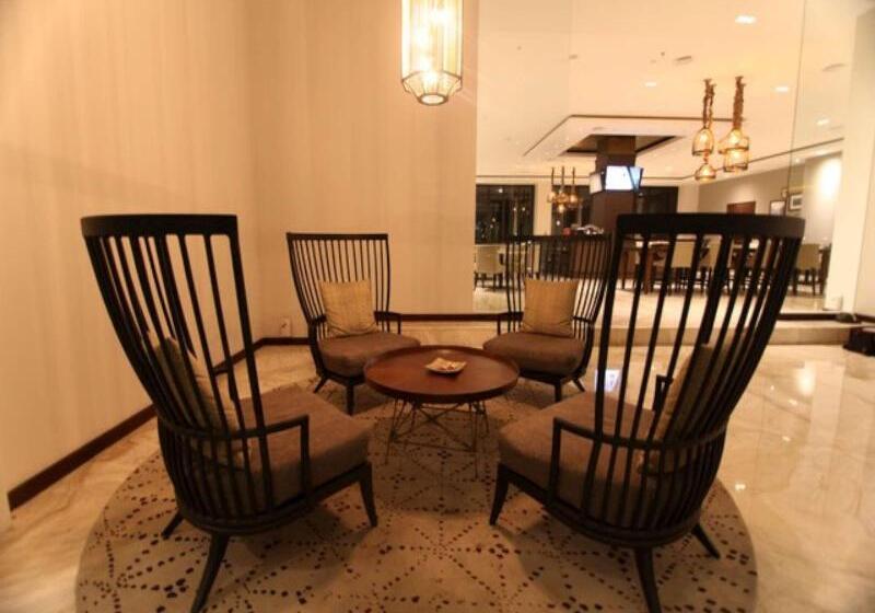 هتل Royal Padjadjaran