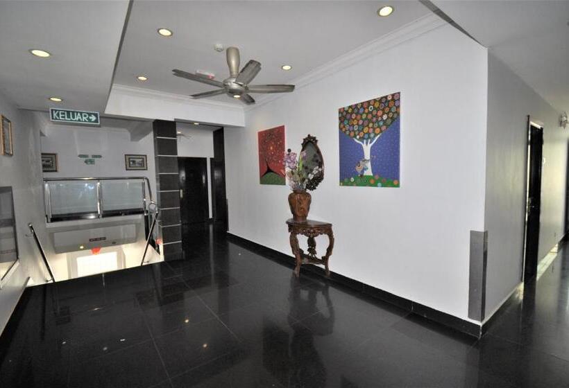 בית מלון כפרי Sipadan Inn 2