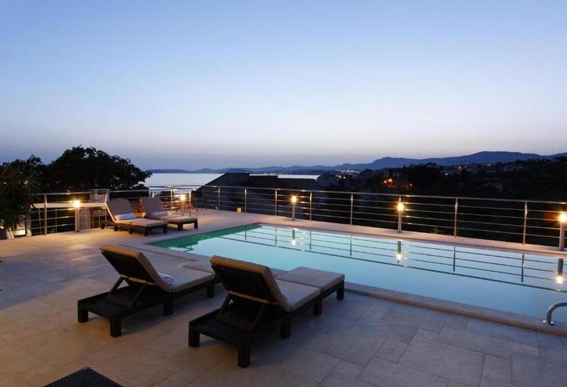 هتل Villa Mermaid