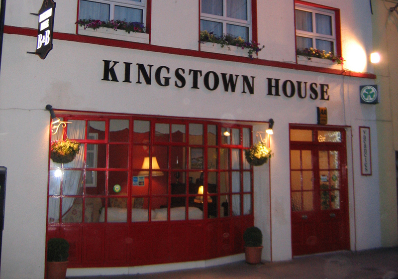 Bed and Breakfast Kingstown House