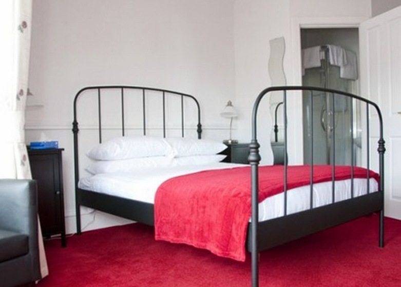 مبيت وإفطار Truffles Restaurant & Guesthouse