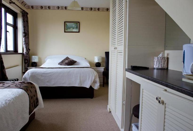 Cloverlawn B&b