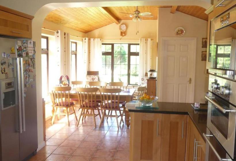 Cloverlawn B&b