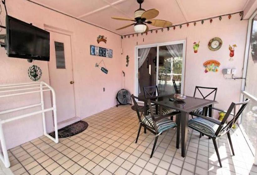 فندق Audez Tropical Haven