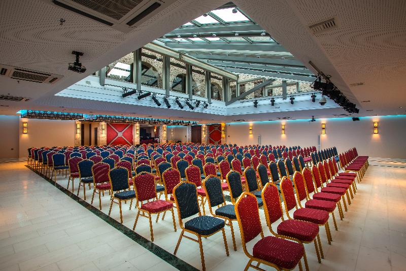 בית מלון כפרי Mystras Grand Palace Resort & Spa