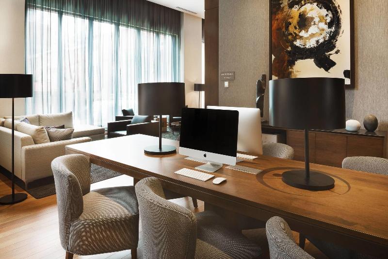 בית מלון כפרי Hôtel Ac Montréal Centre Ville