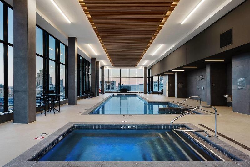 בית מלון כפרי Hôtel Ac Montréal Centre Ville