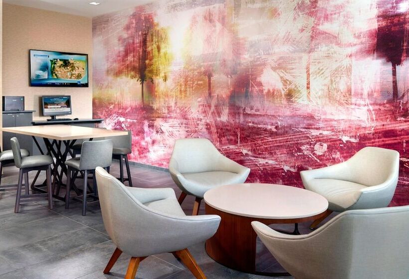 호텔 Courtyard By Marriott Lagrange