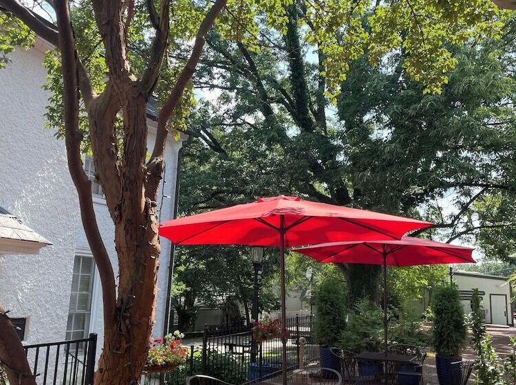 هتل Hargrave House B & B