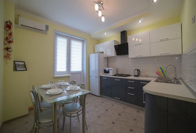 ホテル Paulmarie Apartments In Gomel