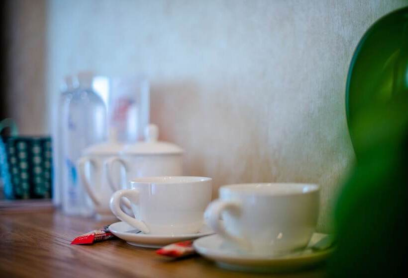 هتل Skylini Seaview Holiday Inn Dali