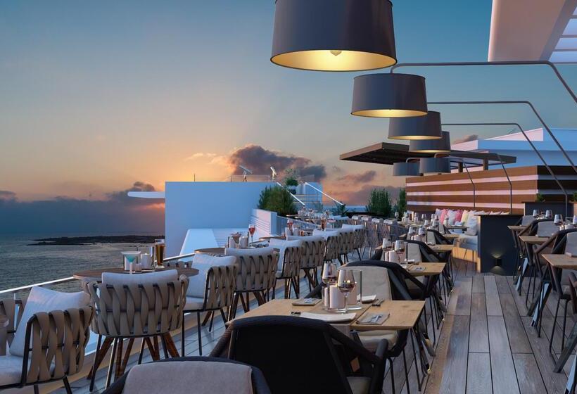 Amavi, Madefortwo Hotels   Paphos