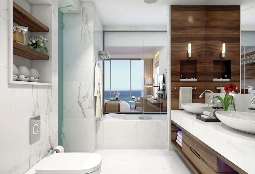 Amavi, Madefortwo Hotels   Paphos