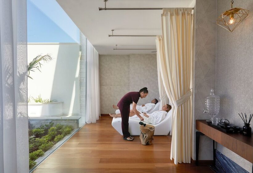 Amavi, Madefortwo Hotels   Paphos